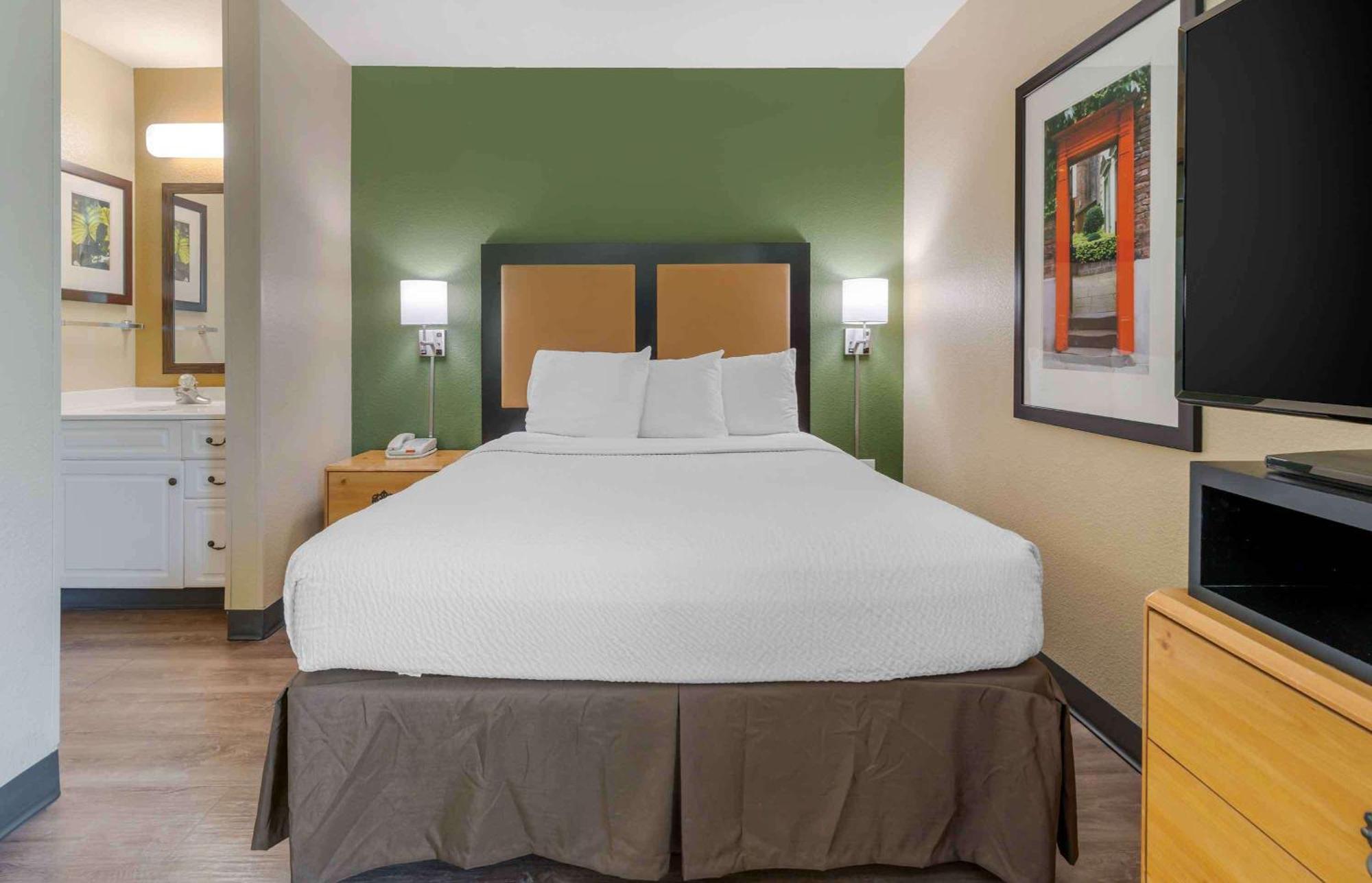 Extended Stay America Select Suites - Atlanta - Perimeter - Peachtree Данвуді Екстер'єр фото